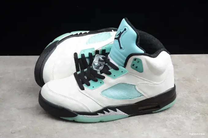 HYPE Air CN2932-100 5 Island Jordan Green 0614